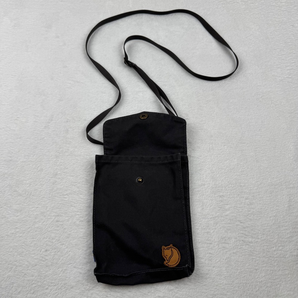 Fjallraven Pocket Crossbody Bag Unisex OS Black G-1000 Travel Pouch